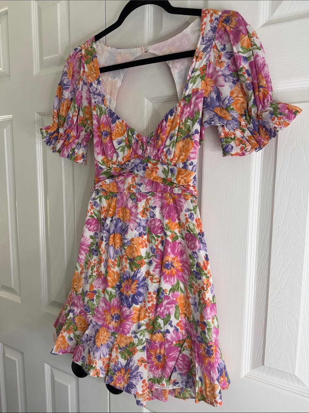 Hello Molly Katie dress Floral V-Neck Puff Mini Pink, Orange & Purple small - Picture 3 of 8